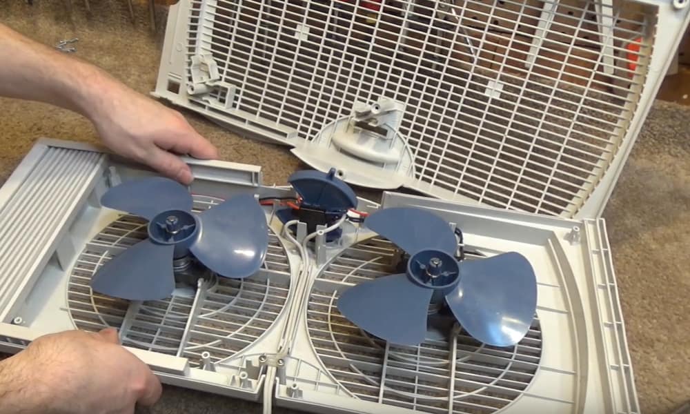 Gently clean the fan blades using a cotton swab or compressed air. Be careful not to apply too much pressure or damage the fan.
Inspect the fan for any debris or obstructions. Remove any dust or dirt using a cotton swab or compressed air.